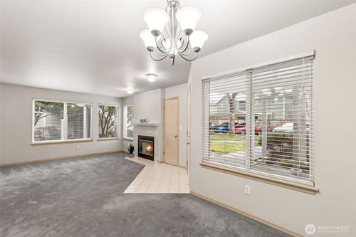 unit-n103-9210 Market Pl, Lake Stevens, WA, 98258-3355 | Card Image