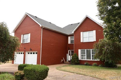 1003 Red Arrow, Sikeston, MO, 63801-5743 | Card Image