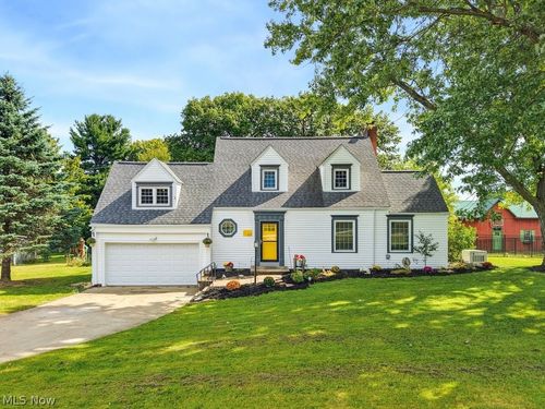 149 N Medina Line Road, Medina, OH, 44256 | Card Image