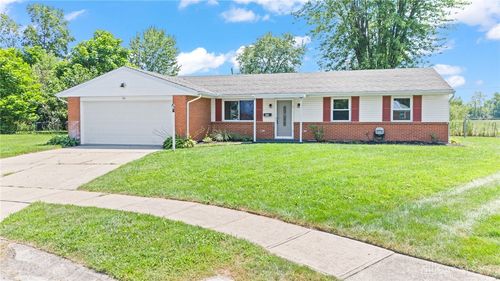 660 Cranwood Cir, New Lebanon, OH, 45345-1668 | Card Image