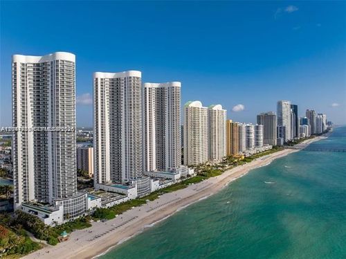 1106-16001 Collins Ave, Sunny Isles Beach, FL, 33160-5511 | Card Image