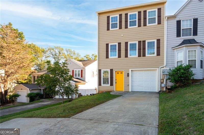 1693 Barrington Overlook, For Sale in Marietta Zoocasa