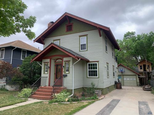 1120 9th St, Rapid City, SD, 57701-3525 | Card Image