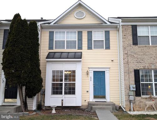 230 Whitman Ln, INWOOD, WV, 25428-3892 | Card Image