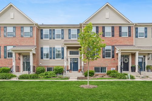 1731 Sager Way, Batavia, IL, 60510-7817 | Card Image