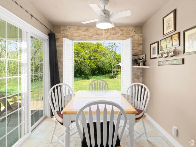 Eat in kitchen | Image 6