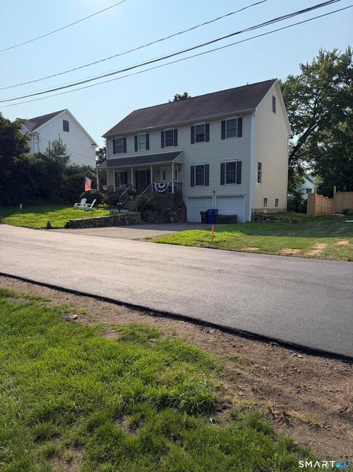 25 Bauer Place, Westport, CT, 06880 | Card Image
