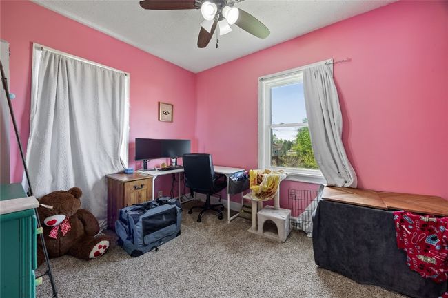 507 2 Nd St E, House other with 3 bedrooms, 1 bathrooms and null parking in Newhall IA | Image 11