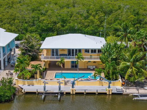 984 Shaw Dr, Key Largo, FL, 33037-2721 | Card Image