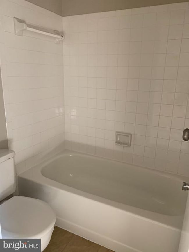 13 - 7575 Belle Grae Dr, Condo with 3 bedrooms, 2 bathrooms and null parking in MANASSAS VA | Image 6
