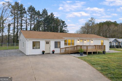 156 White Pine Rd, Toccoa, GA, 30577-7909 | Card Image