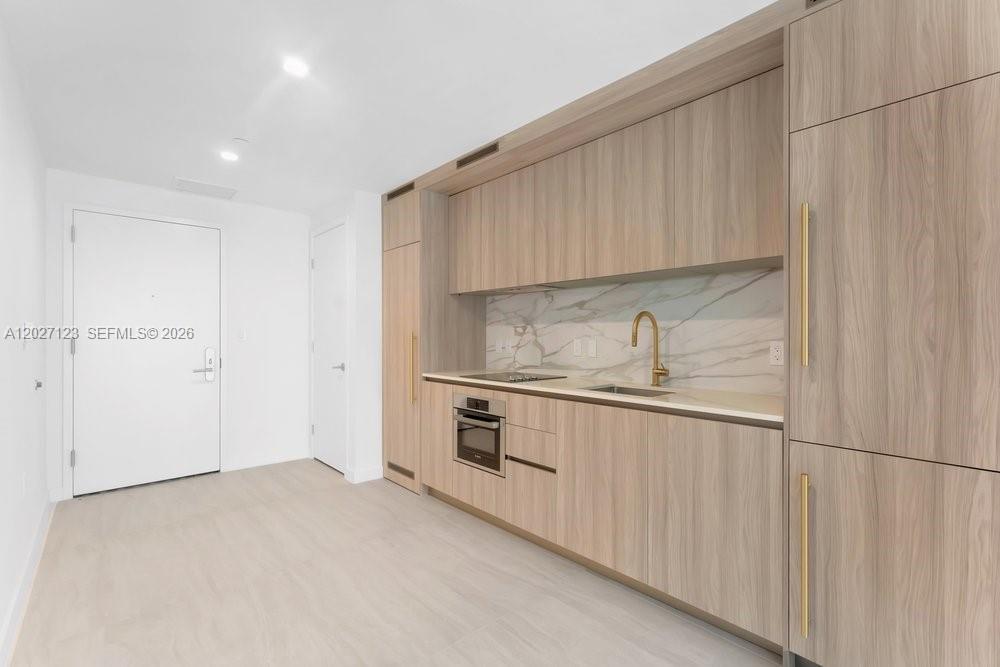 Residential Lease in Miami 4