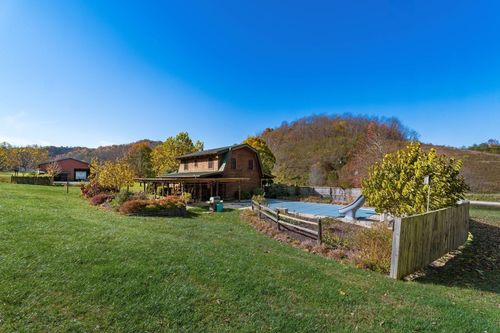 4172 Junior Furnace Powellsville Rd, Franklin Furnace, OH, 45629-8935 | Card Image