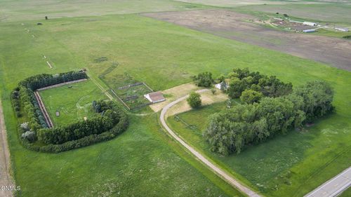 17601 Highway 36, Regan, ND, 58477-9618 | Card Image