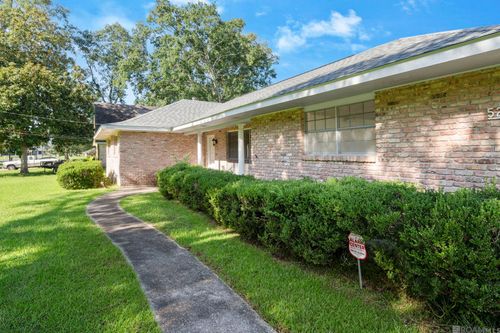 5215 Gloria St, Zachary, LA, 70791-2718 | Card Image