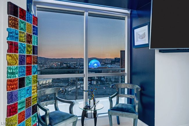 UNIT-3409 - 2700 Las Vegas Blvd S, Condo with 2 bedrooms, 3 bathrooms and null parking in Las Vegas NV | Image 9