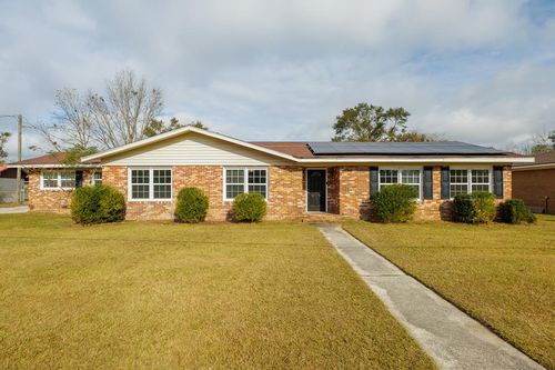 3105 Wallace Dr, Valdosta, GA, 31605-5011 | Card Image