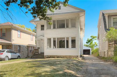 View of front of home with a front yard | Image 1