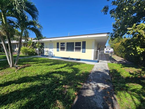 1-1945 Ne 171st St, North Miami Beach, FL, 33162-3182 | Card Image