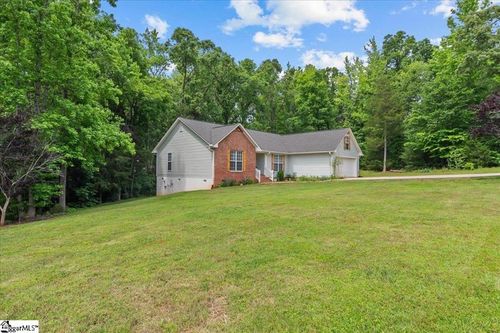 108 W Peninsula Dr, Laurens, SC, 29360-6669 | Card Image