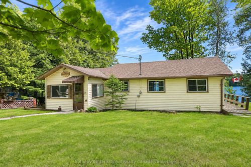 41 Deerfield Rd, Mckellar, ON, P2A0B4 | Card Image