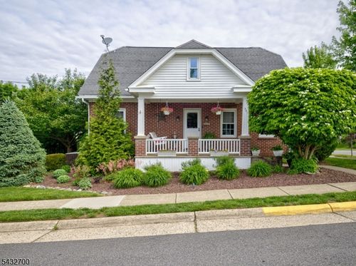 561 John Mitchell Ave, Phillipsburg, NJ, 08865-1443 | Card Image