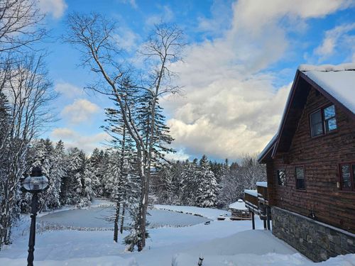 37 Pleasant View Ln, Wilmington, VT, 05363-9611 | Card Image