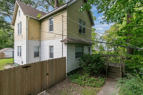 719 3rd St, Moline, IL, 61265-1204 | Card Image
