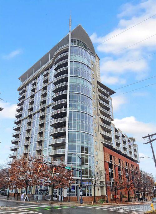 unit-301-505 E 6th St, Charlotte, NC, 28202-3109 | Card Image
