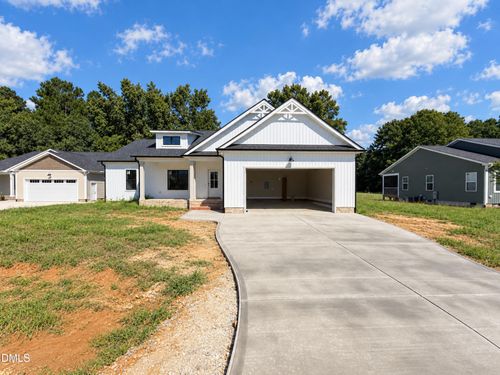 16-32 Clio Ct, Selma, NC, 27576-2581 | Card Image
