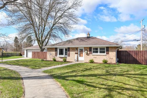 3321 S 70th St, Milwaukee, WI, 53219-4040 | Card Image