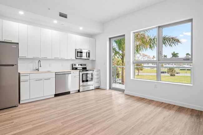 APT-231 - 2121 Broward Ave, Condo with 0 bedrooms, 1 bathrooms and null parking in West Palm Beach FL | Image 11