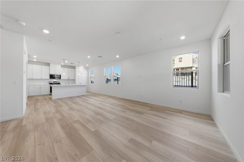 12528 Kings Creek Place, Las Vegas, NV, 89138 | Card Image