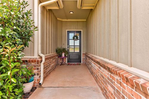 29937 Jade Street, Cashion, OK, 73016 | Card Image