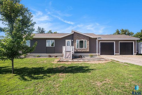 308 Dows St, Garretson, SD, 57030-2130 | Card Image