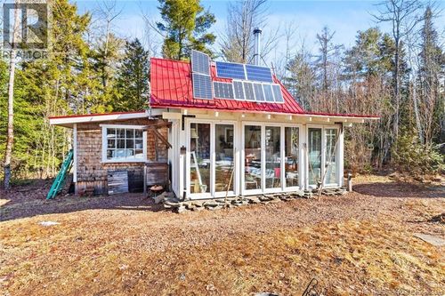 225 Cumberland Point Rd, Cumberland Bay, NB, E4A3J1 | Card Image