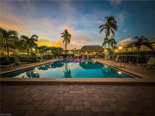 c-134-6777 Winkler Rd, FORT MYERS, FL, 33919-7271 | Card Image