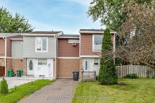 30 Hardcastle Crt, Brampton, ON, L6S2B3 | Card Image