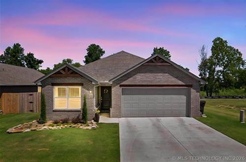 11403 E 94th St N, Owasso, OK, 74055-9089 | Card Image
