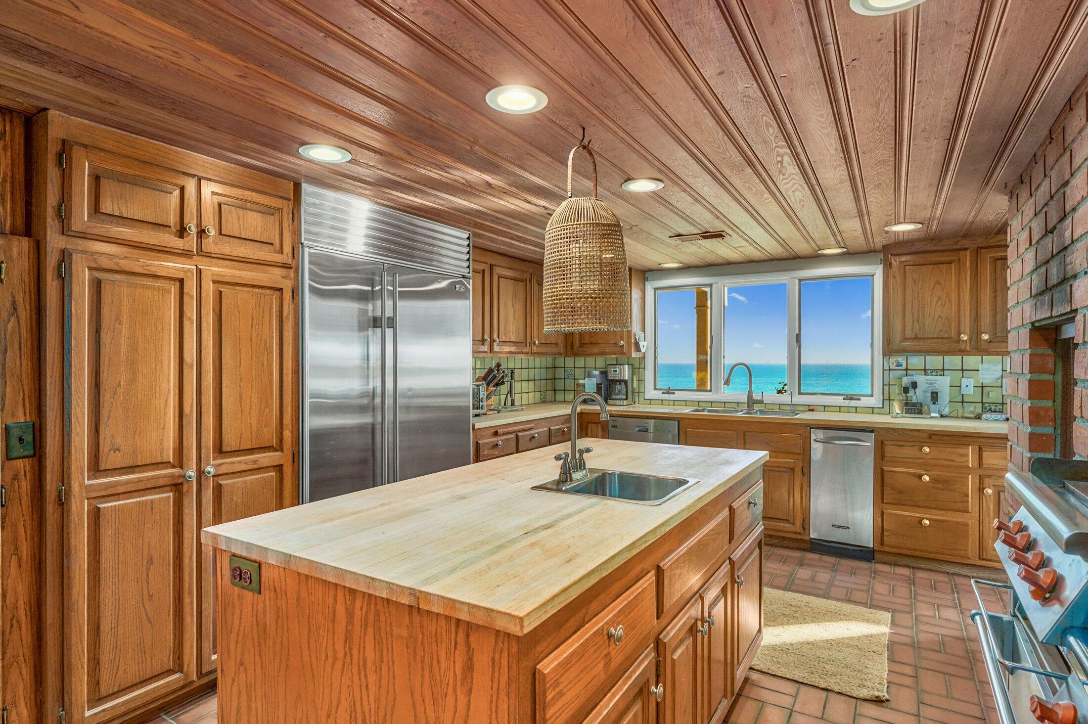 Residential Lease in SUMMERLAND 5
