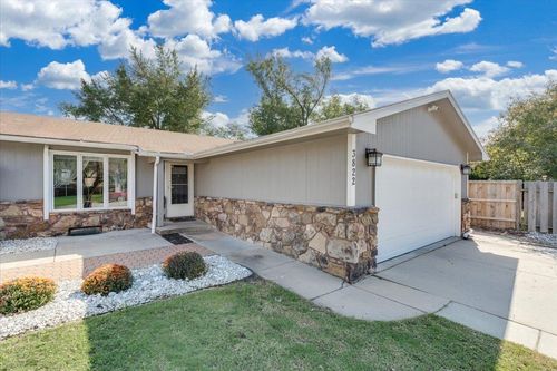 3822 N Garland, Wichita, KS, 67204 | Card Image