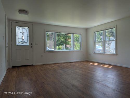 4212 Pineport Road, Bridgeport Charter Township, MI, 48601 | Card Image