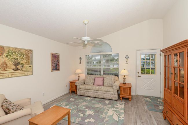 1162 Nw Lombardy Dr, Condo with 2 bedrooms, 2 bathrooms and null parking in Port St Lucie FL | Image 7