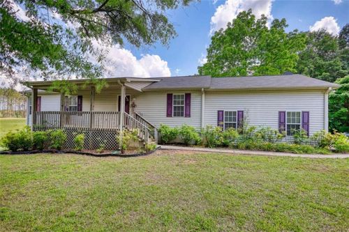 2643 Macedonia Rd, Franklin, GA, 30217-4051 | Card Image