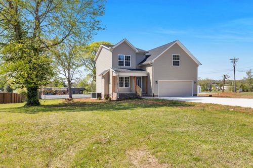 98 Country Club Blvd, Russellville, KY, 42276-7811 | Card Image