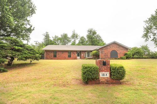 1814 E Sherwood Terrace, Mustang, OK, 73064 | Card Image