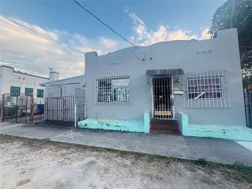 1176 Nw 32nd St, Miami, FL, 33127-3604 | Card Image