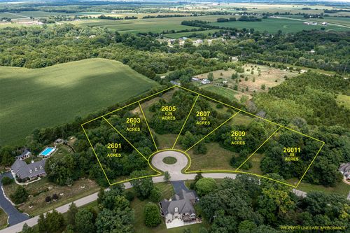 2605 N 3689th Rd, Sheridan, IL, 60551-9308 | Card Image