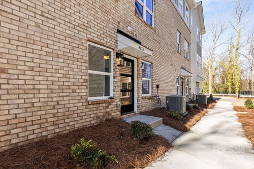 3812 Odum Ave, Charlotte, NC, 28216 | Card Image