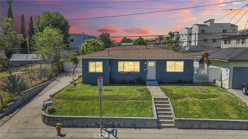 25531 Frampton Ave, Harbor City, CA, 90710-2906 | Card Image